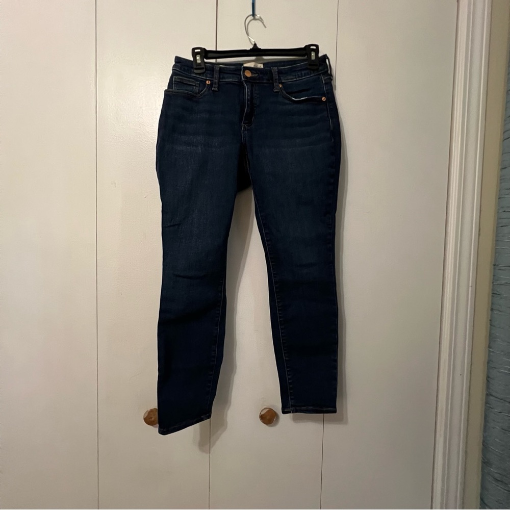 Mid-Rise Curvy Skinny Dark Blue Denim by Universal Thread – Gently Used